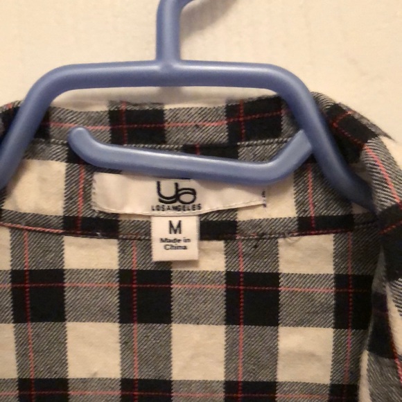 Used tops - Picture 2 of 4